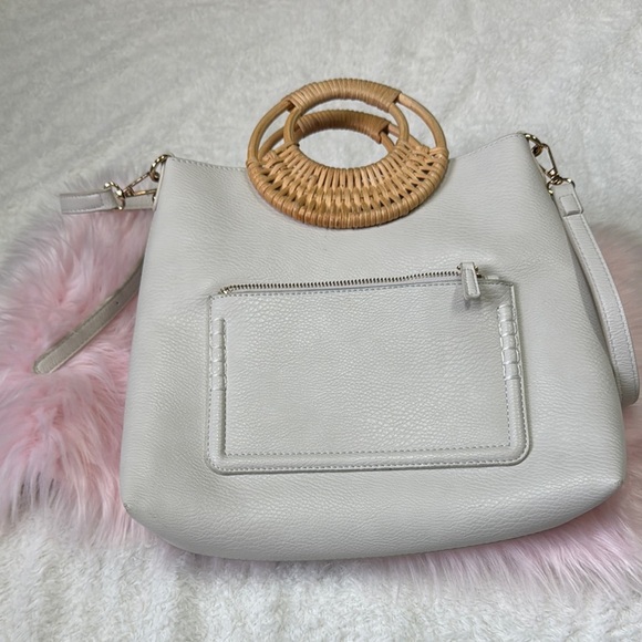 Antik Kraft White and Tan Shoulder Bag with Wicker Handle - Picture 1 of 12